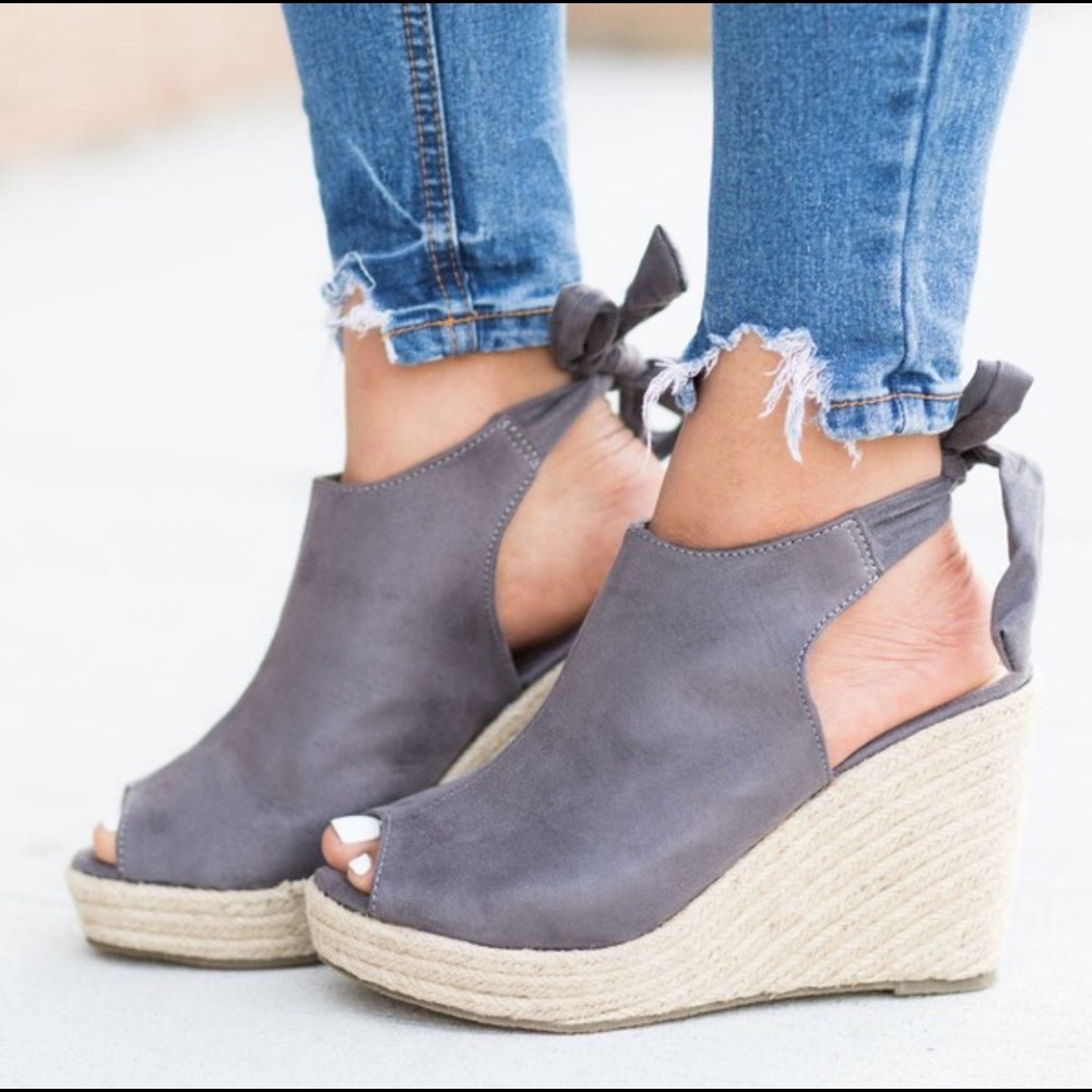 Gray Wedge
